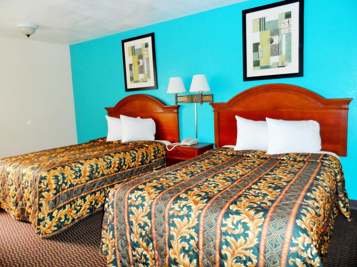 Courtesy Inn Del City Extérieur photo